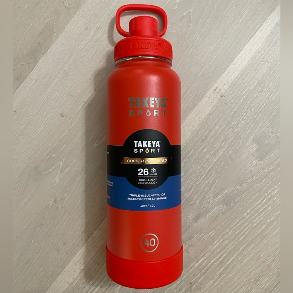 Takeya Sport Actives 40 oz. Red Water‎ Bottle with Spout Lid New!
